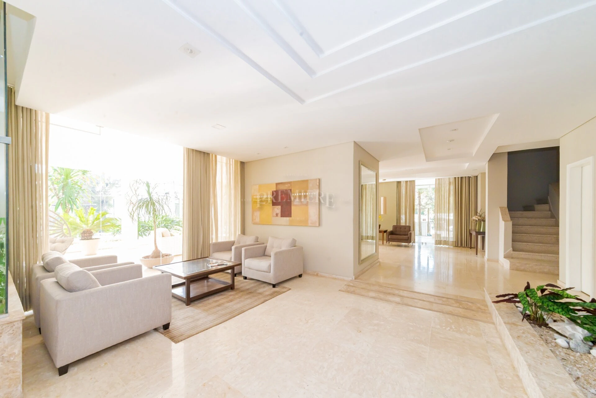 Furnished apartment with private garden and 2 bedrooms