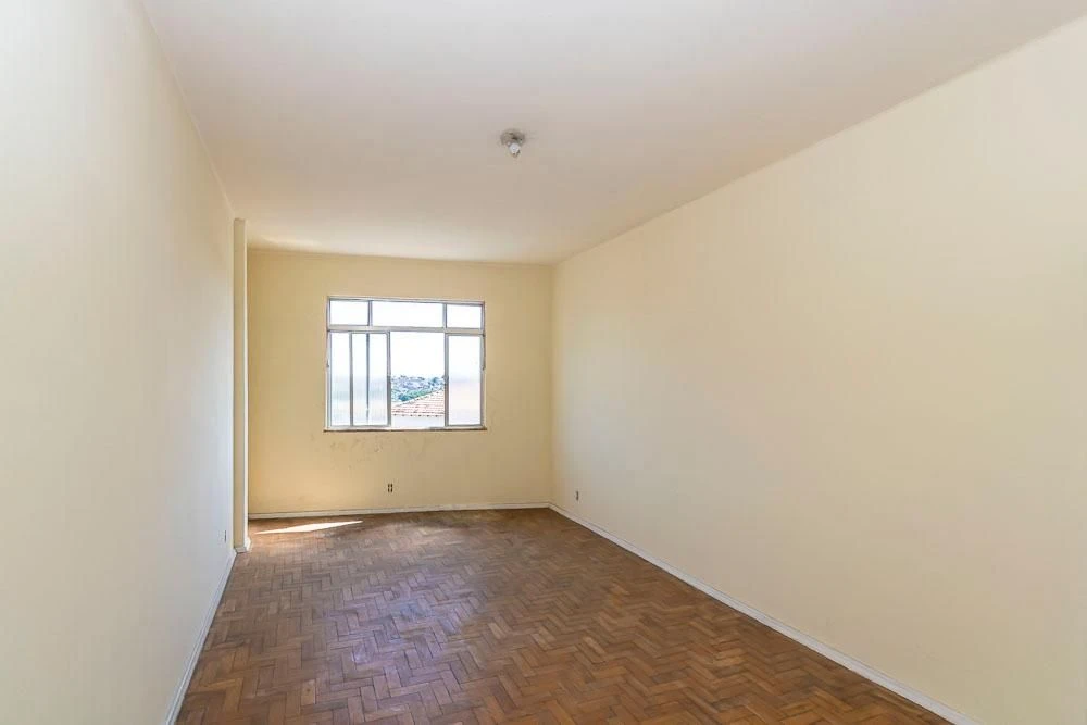 Unfurnished apartment with 2 bedrooms and 1 parking space — photo 14