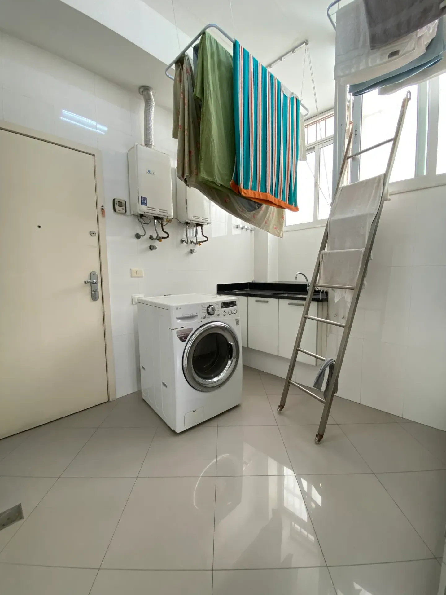 Apartamento de 185 m² com 4 quartos e elevador — photo 48