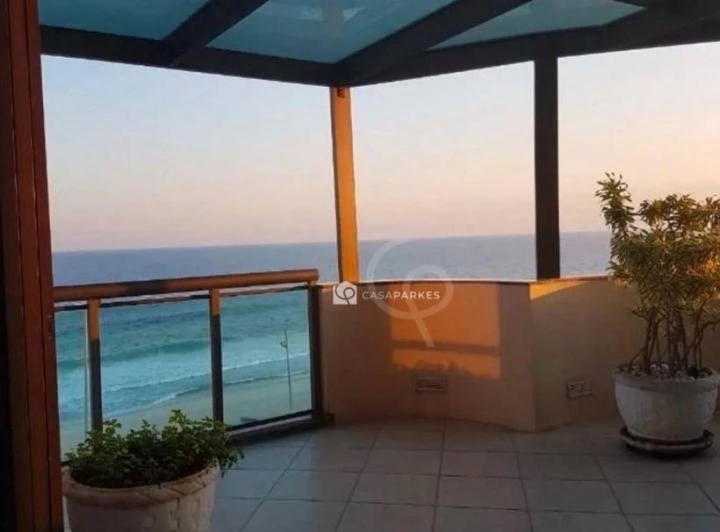 Apartamento de 225 m² com varanda envidraçada — photo 3