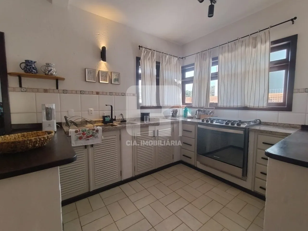 Casa amueblada en condominio con 4 dormitorios y 680 m² — photo 49
