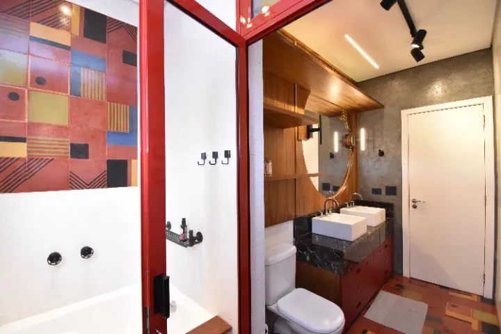 Furnished 2-bedroom apartment with 4 bathrooms — photo 14