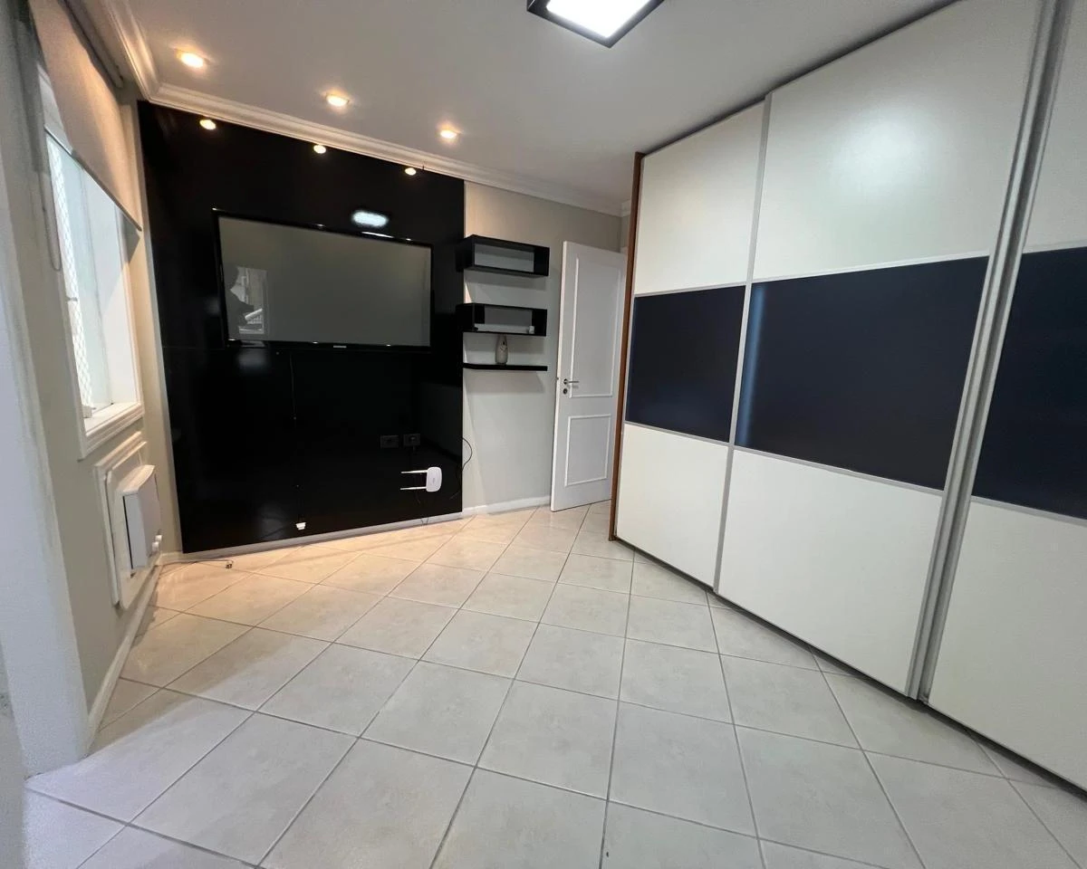 Casa mobiliada de 300 m² com 4 dormitórios e 5 banheiros — photo 7