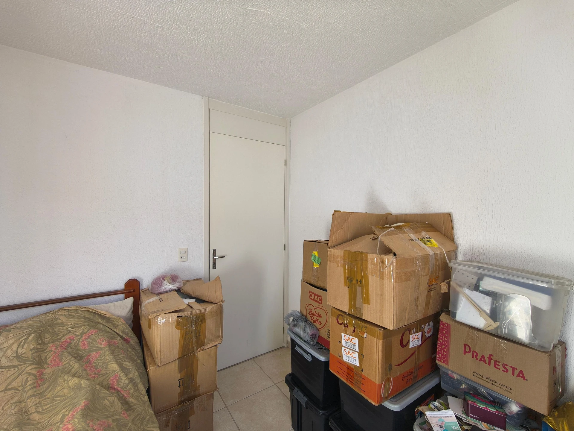 Furnished apartment with gas kitchenette and 2 bedrooms — photo 20
