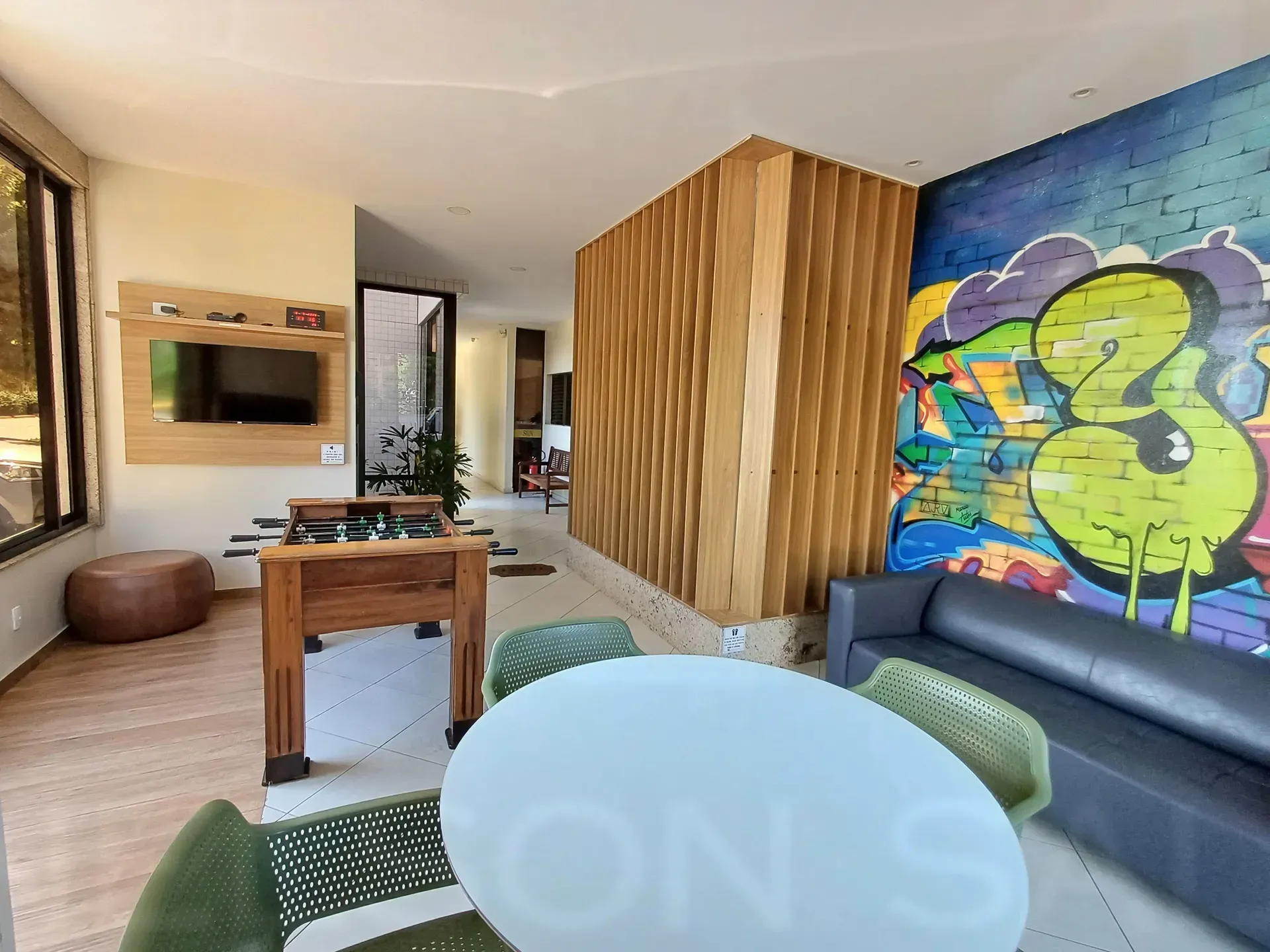 Furnished triplex penthouse with 3 bedrooms and 5 baths — photo 54