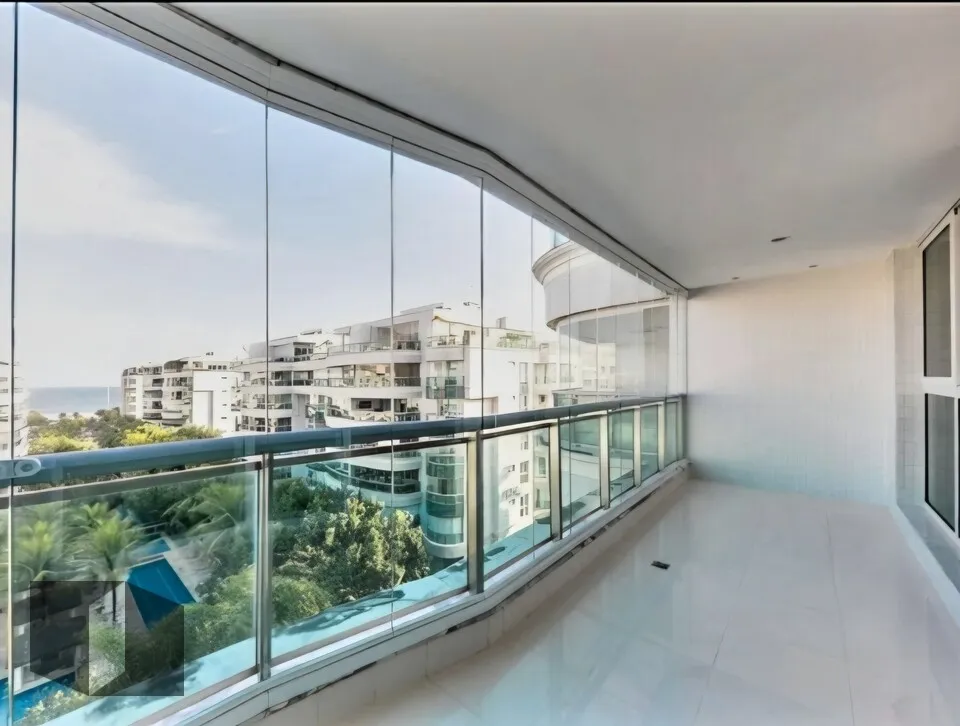 Penthouse with 5 bedrooms and balcony BBQ — photo 16