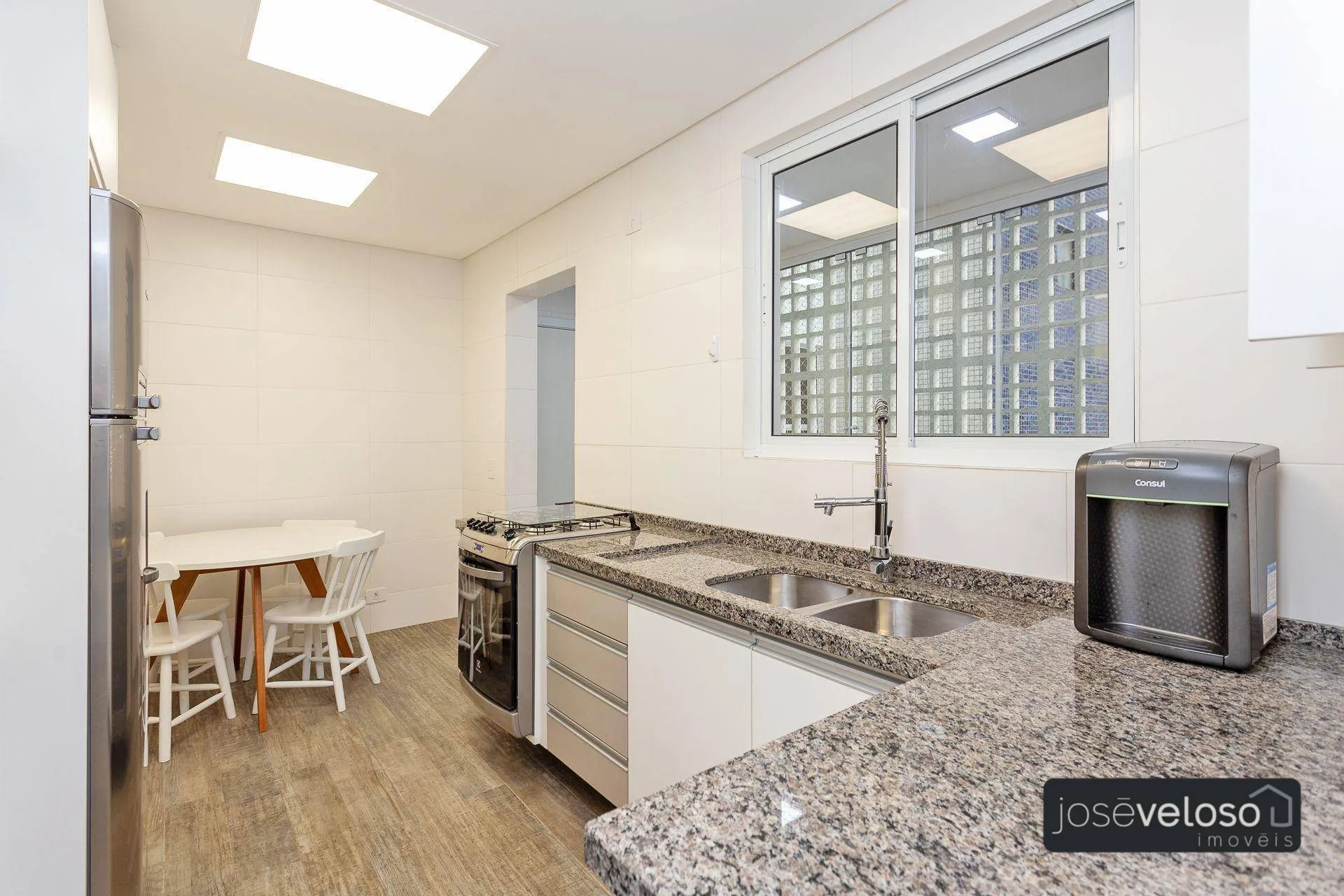 137 m² apartment with 3 bedrooms and air conditioning — photo 10