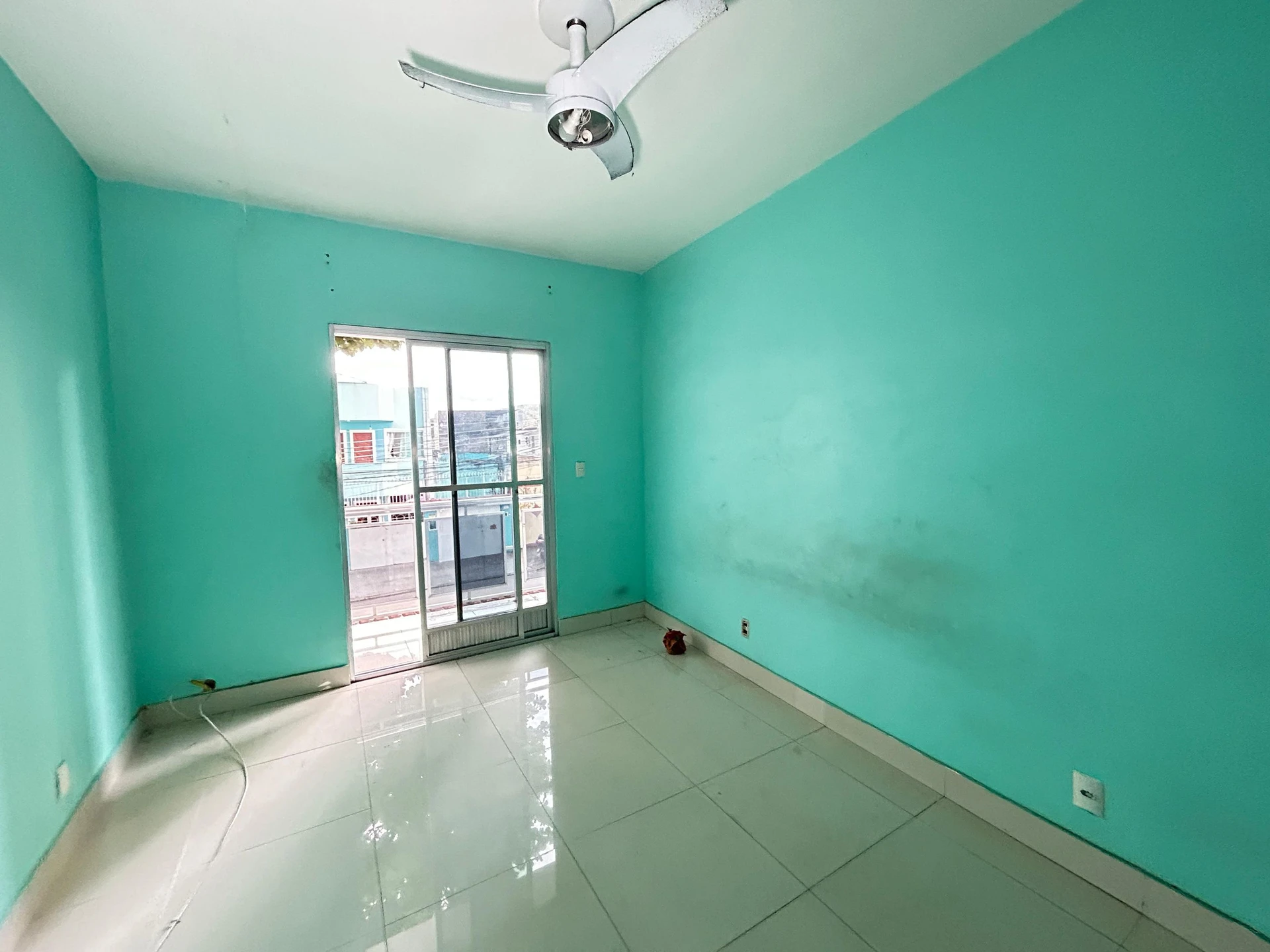 House, 300 m², with a walk-in closet — photo 6
