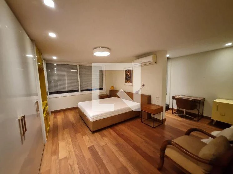 Washing machine in a 3-bedroom apartment, 300 m² — photo 13