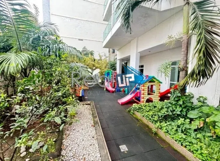 Mountain view in a 2-bedroom apartment, 110 m² — photo 8