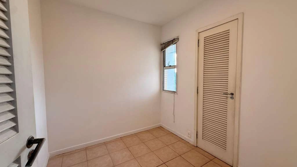 Apartment with 3 en-suites and 5 bathrooms, 149 m² — photo 18