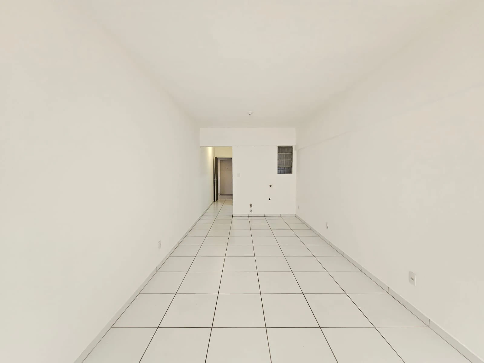 One-bedroom, 40 m² apartment in Florianópolis — photo 4