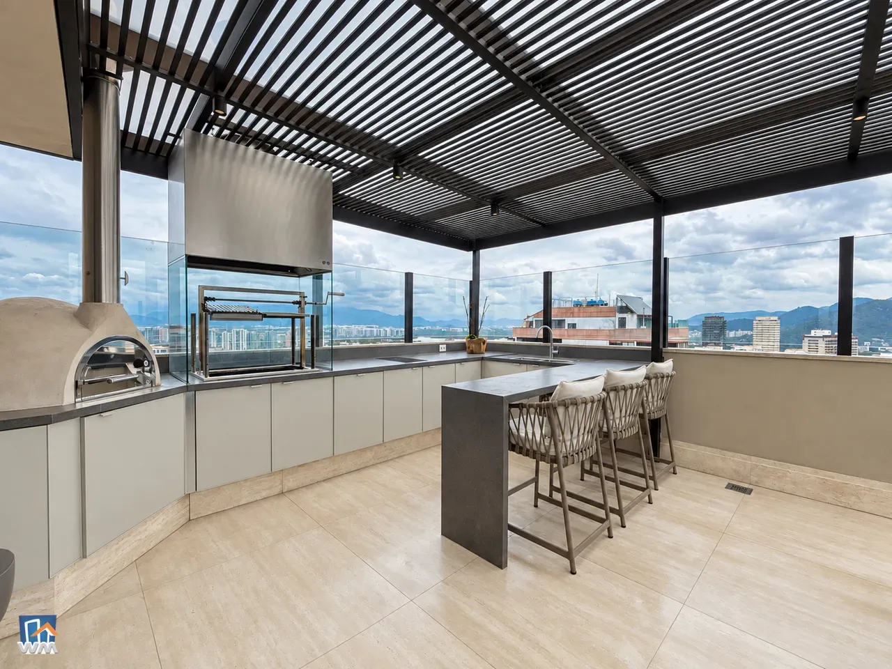 Apartment on the 30th floor with a dishwasher — photo 14