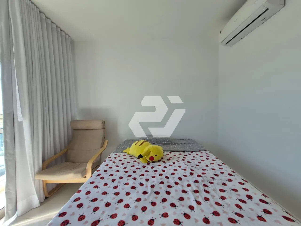 Apartamento mobiliado com 5 quartos e varanda envidraçada — photo 21