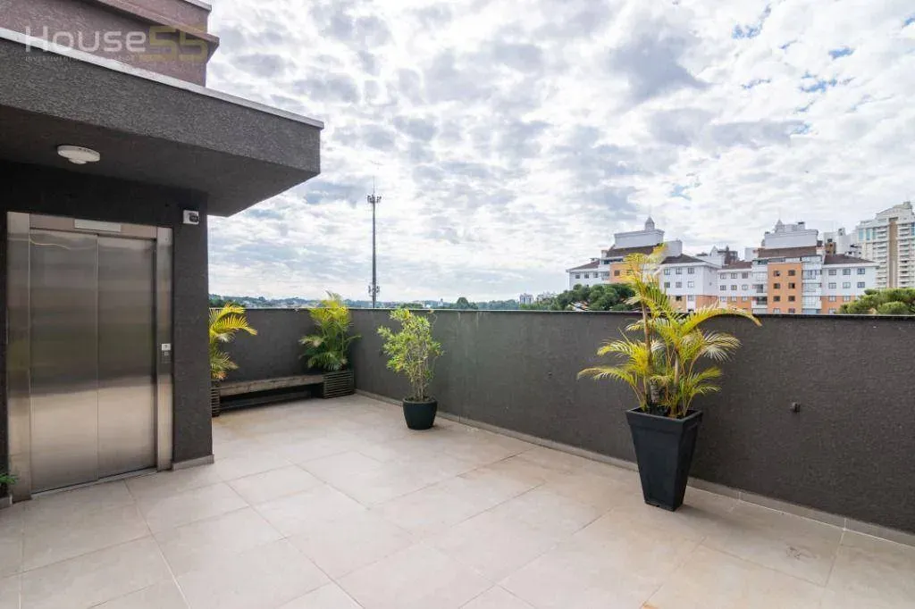 Estudio amueblado de 25 m² con balcón acristalado — photo 28
