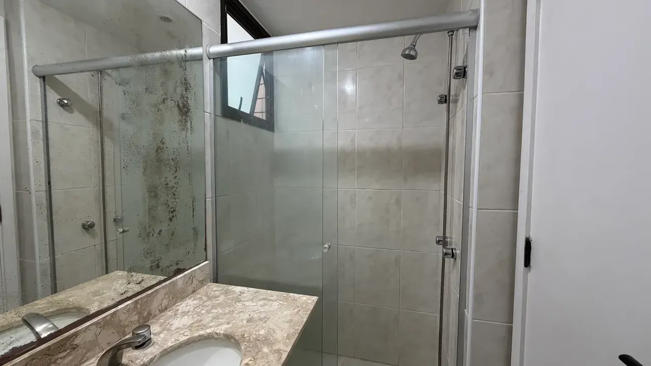 Квартира з 3 спальнями, окремою кухнею та 3 місцями паркування — photo 10