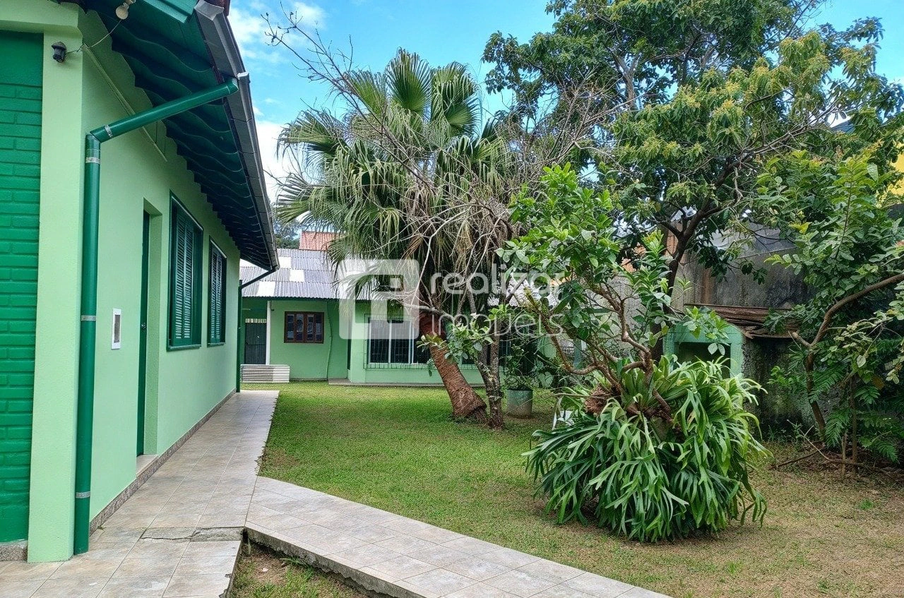 4-bedroom house with a private BBQ in Florianópolis — photo 9