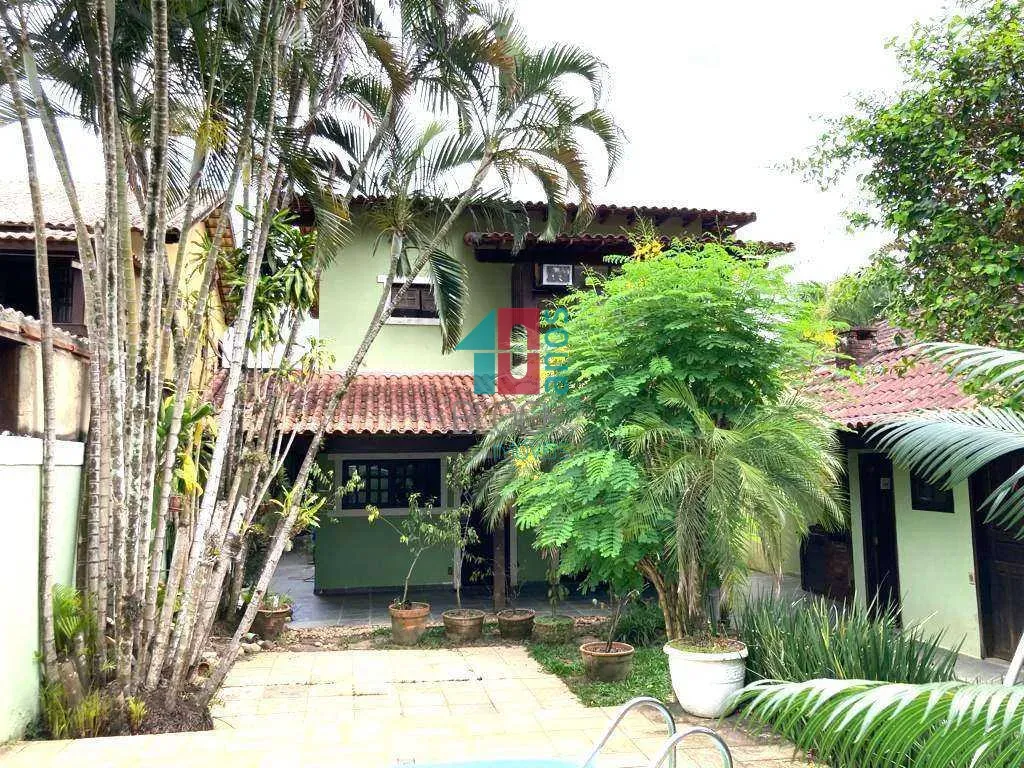 Casa de condomínio com 4 quartos e varanda com churrasqueira — photo 3