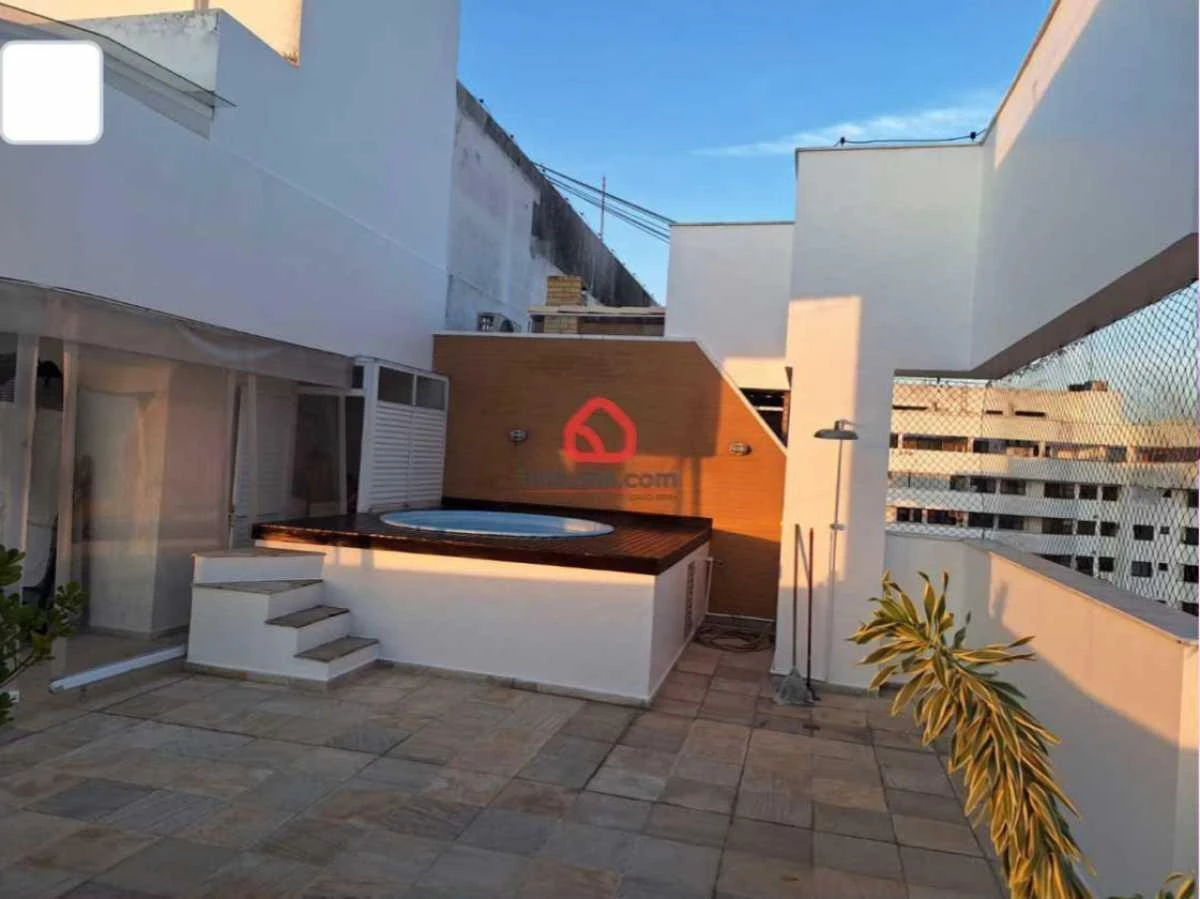 164 m² penthouse with 3 bedrooms and 2 parking spots — photo 2