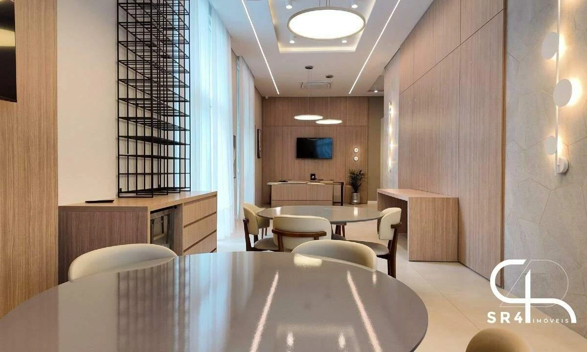 Furnished 186 m² apartment with 4 bedrooms and 2 en-suites — photo 26