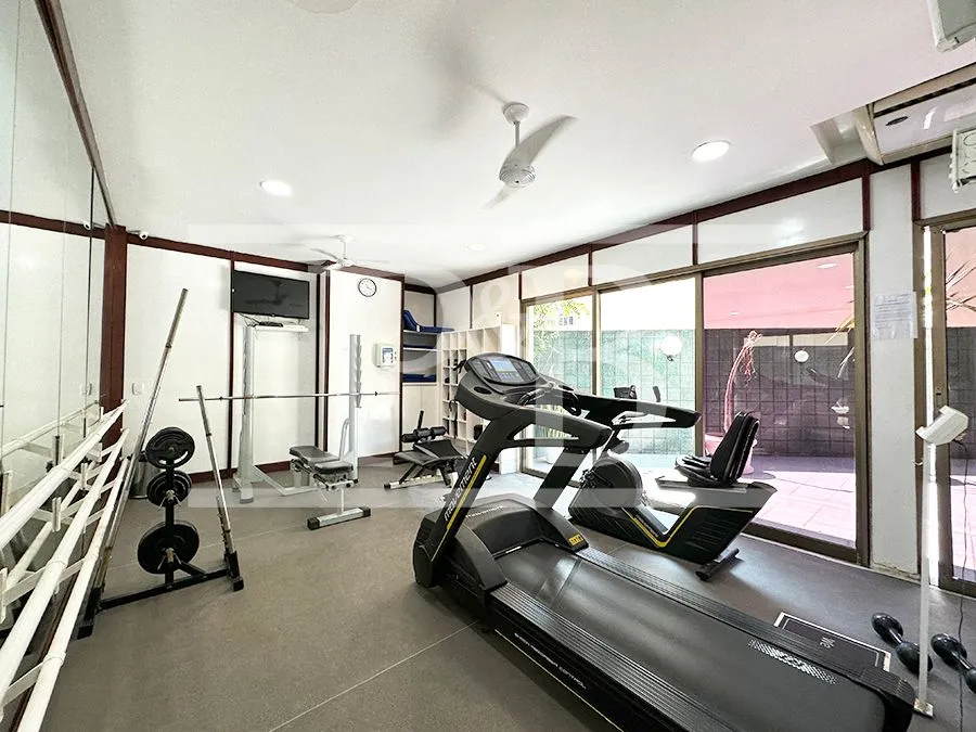 Apartamento de 2 quartos com piscina no prédio — photo 30