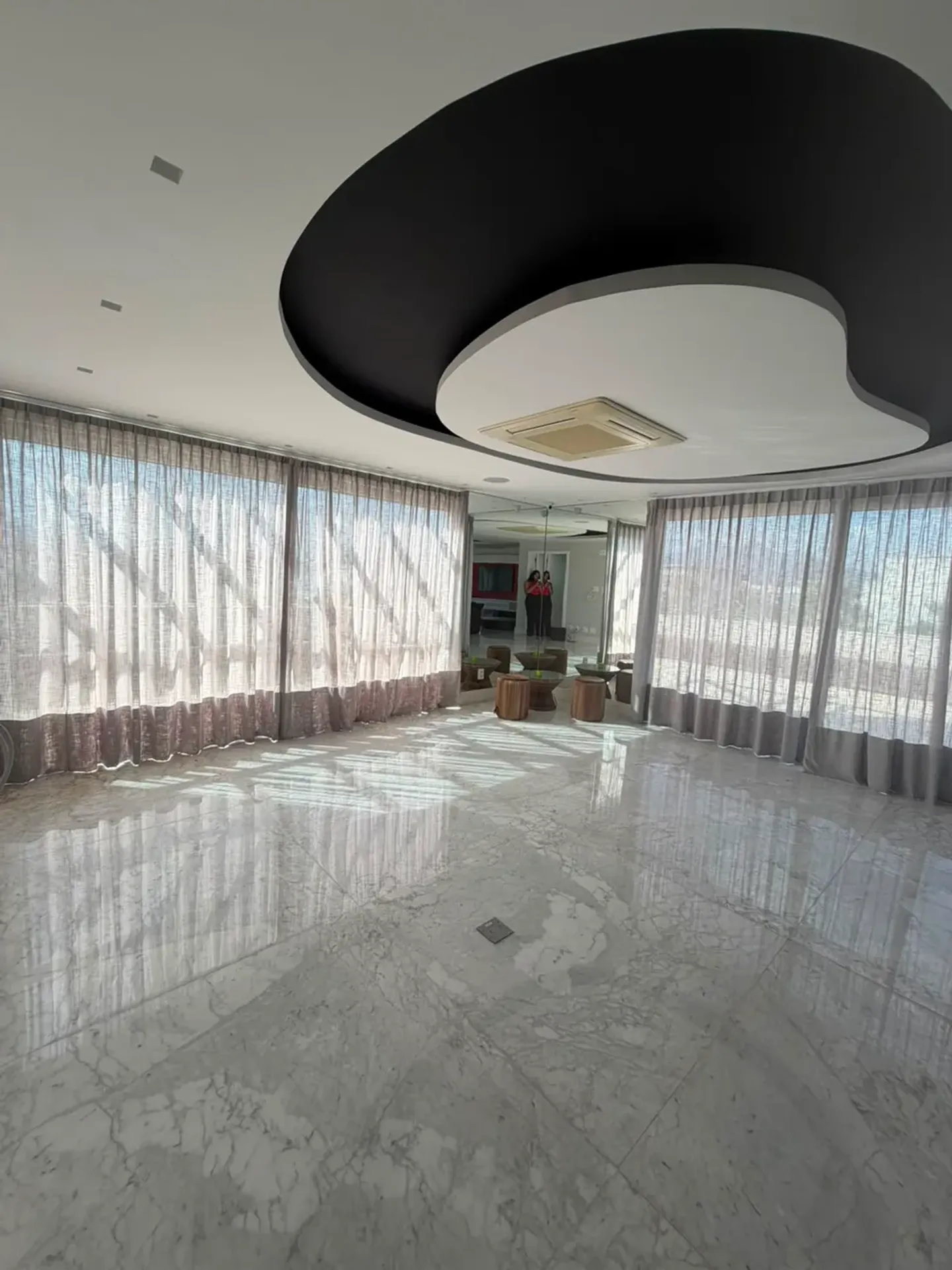 Furnished house with 5 bedrooms and 5 bathrooms, 700 m² — photo 36