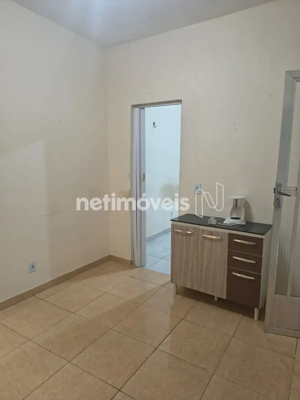 Unfurnished studio for rent with a balcony — photo 6