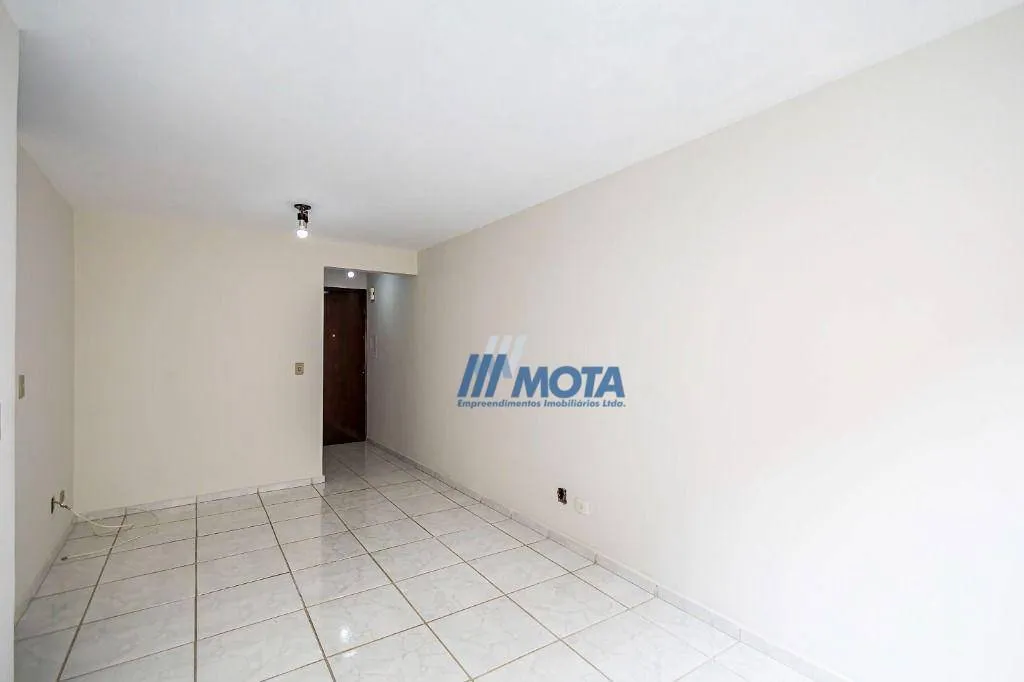 2-bedroom apartment with tile flooring — photo 6