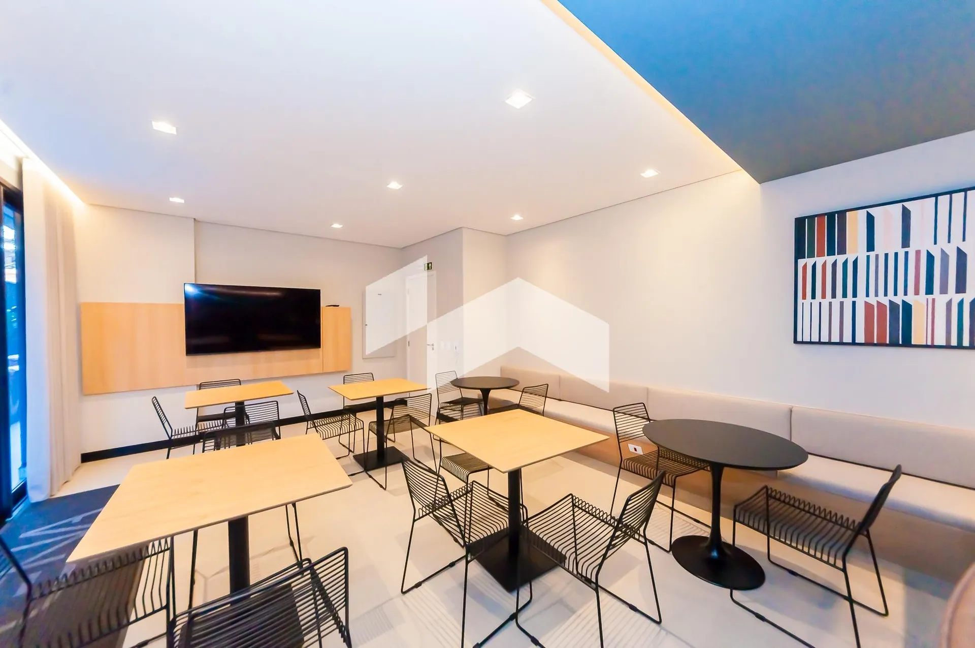Furnished 26 m² apartment with 1 bedroom and private BBQ — photo 33