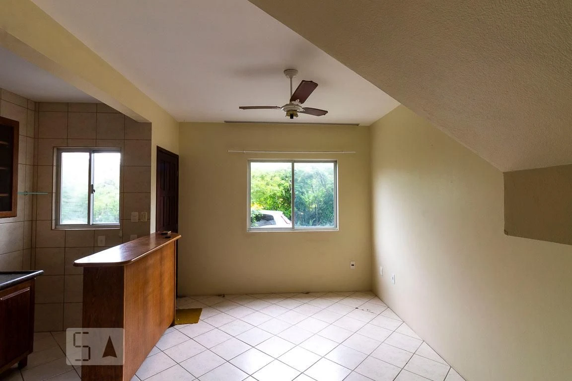 One-bedroom house with a garden in Florianópolis — photo 11