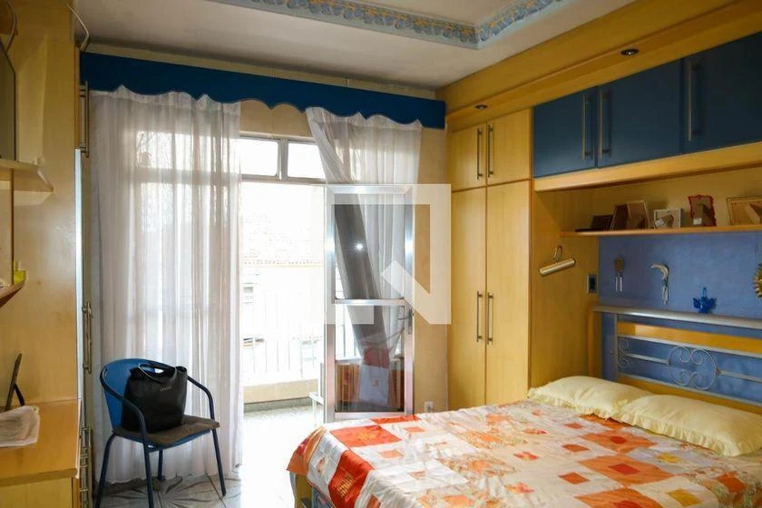 Furnished house with 4 bedrooms and 550 m² with air conditioning — photo 4