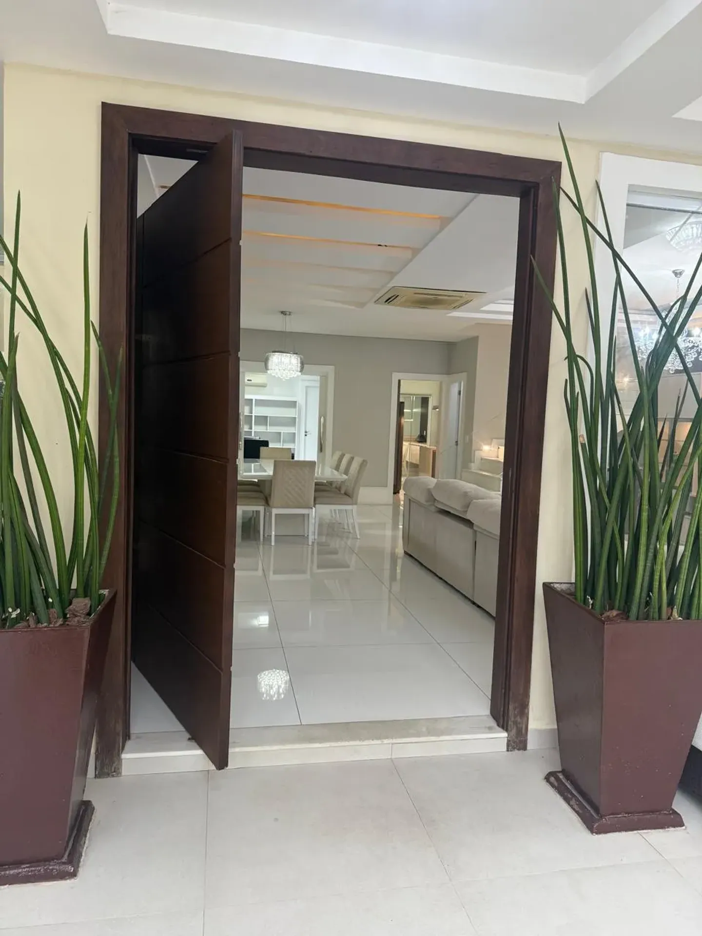 5 quartos e jardim: casa de 400 m² — photo 4