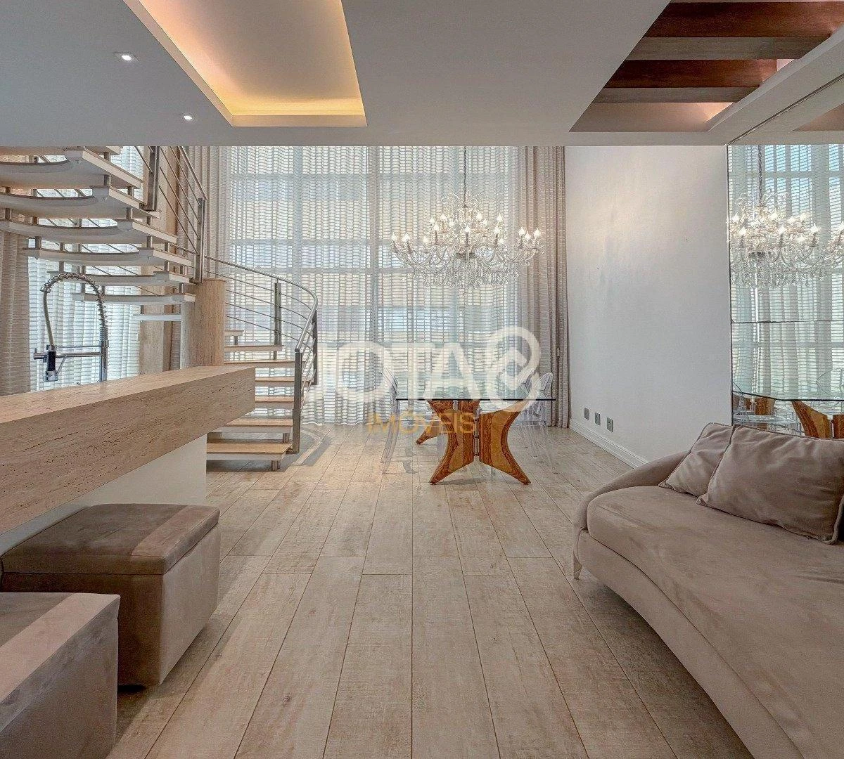 2-bedroom apartment in a building with a gym — photo 40