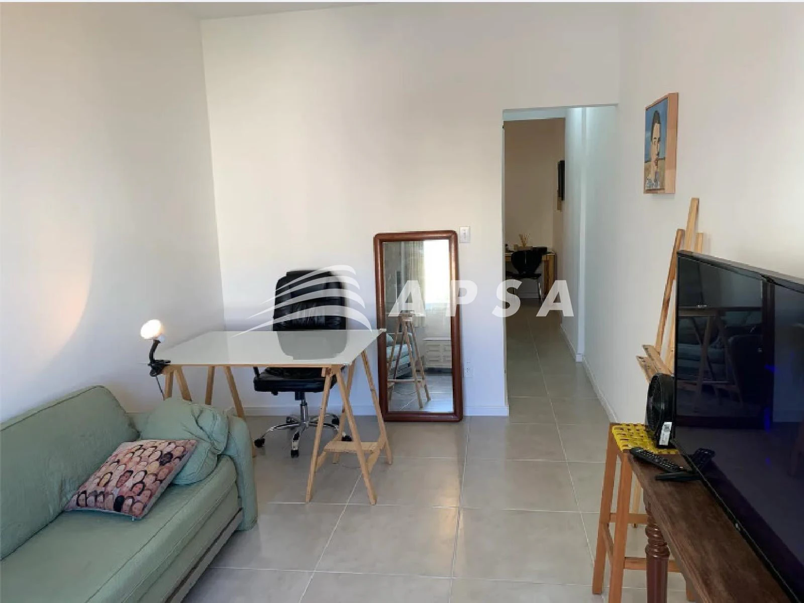 Home office in a one-bedroom apartment, 32 m² — photo 10