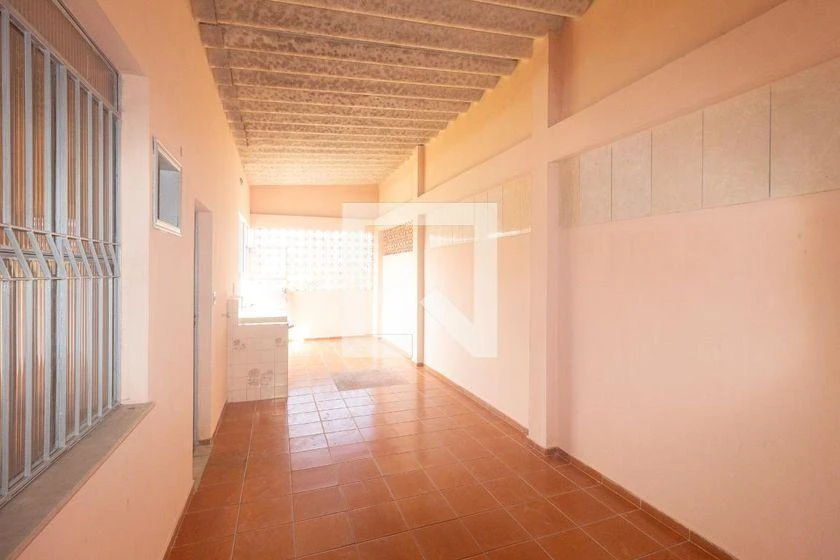 2-bedroom apartment with separate kitchen and balcony — photo 33