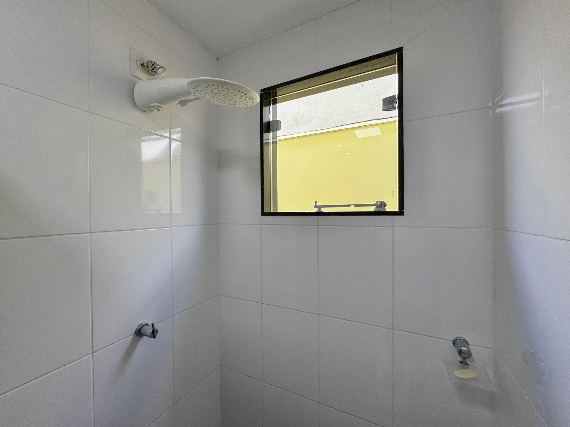 Apartamento amueblado de 4 dormitorios con jardín privado — photo 12