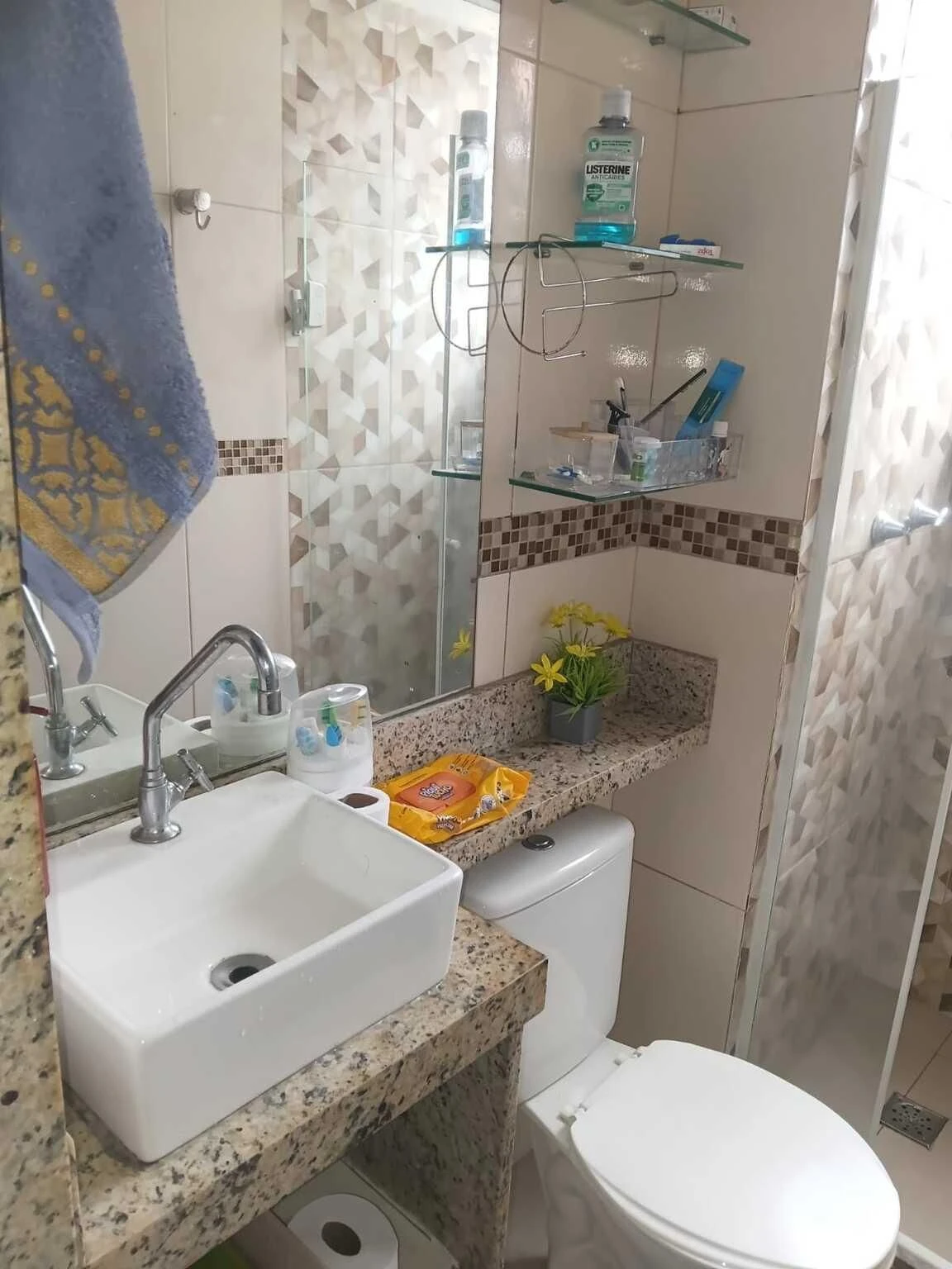 Apartamento amueblado de 2 dormitorios con ducha de vidrio — photo 27