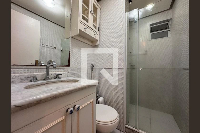 Floor-to-ceiling windows in a 3-bedroom apartment, 90 m² — photo 21