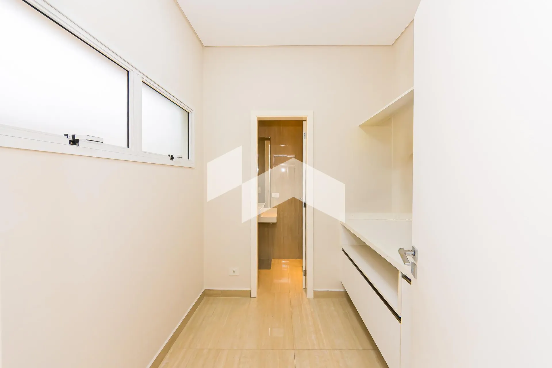 Unfurnished house with 4 en-suite bedrooms and 7 baths — photo 59