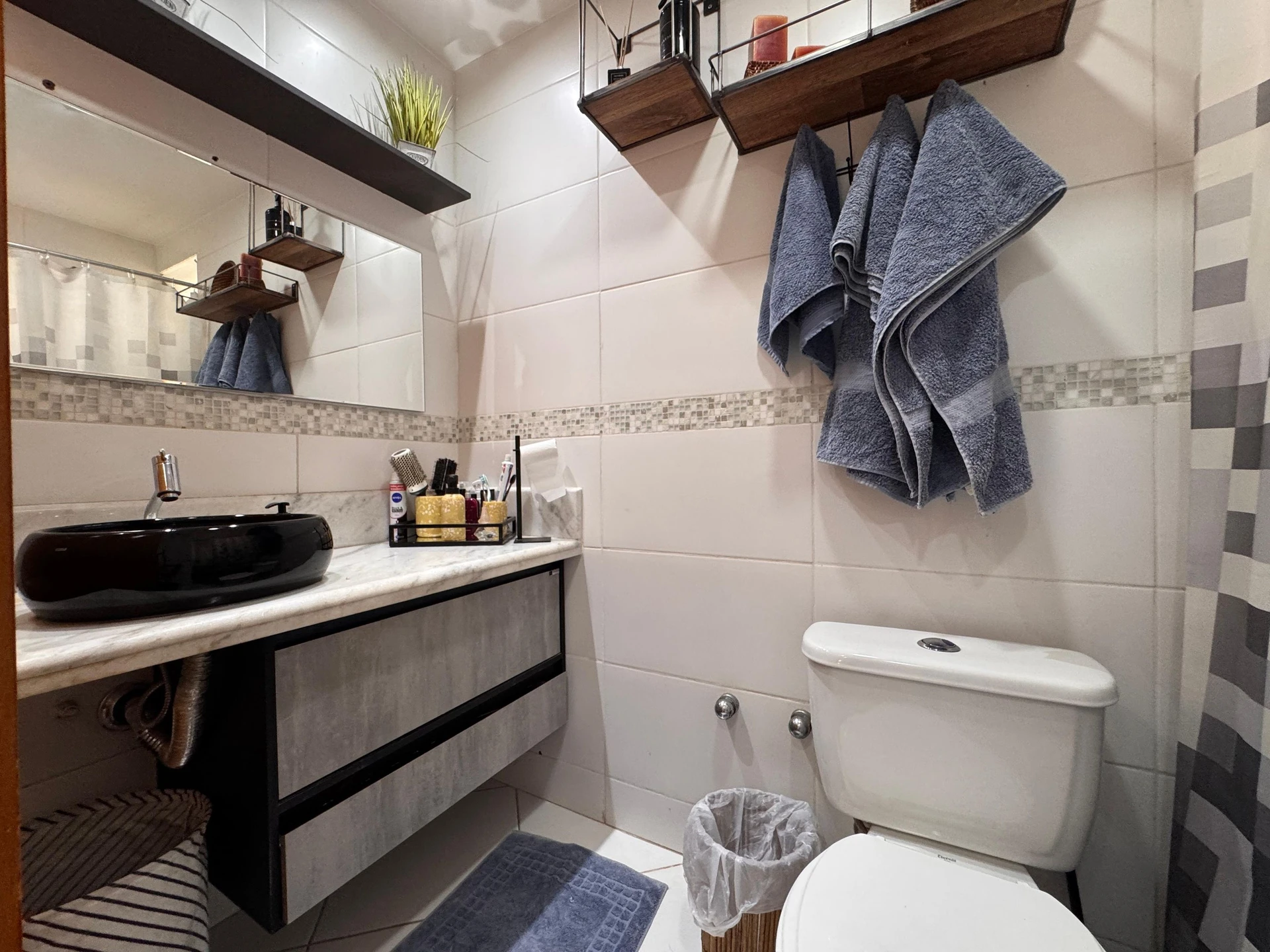 Washing machine in a 2-bedroom apartment, 115 m² — photo 31