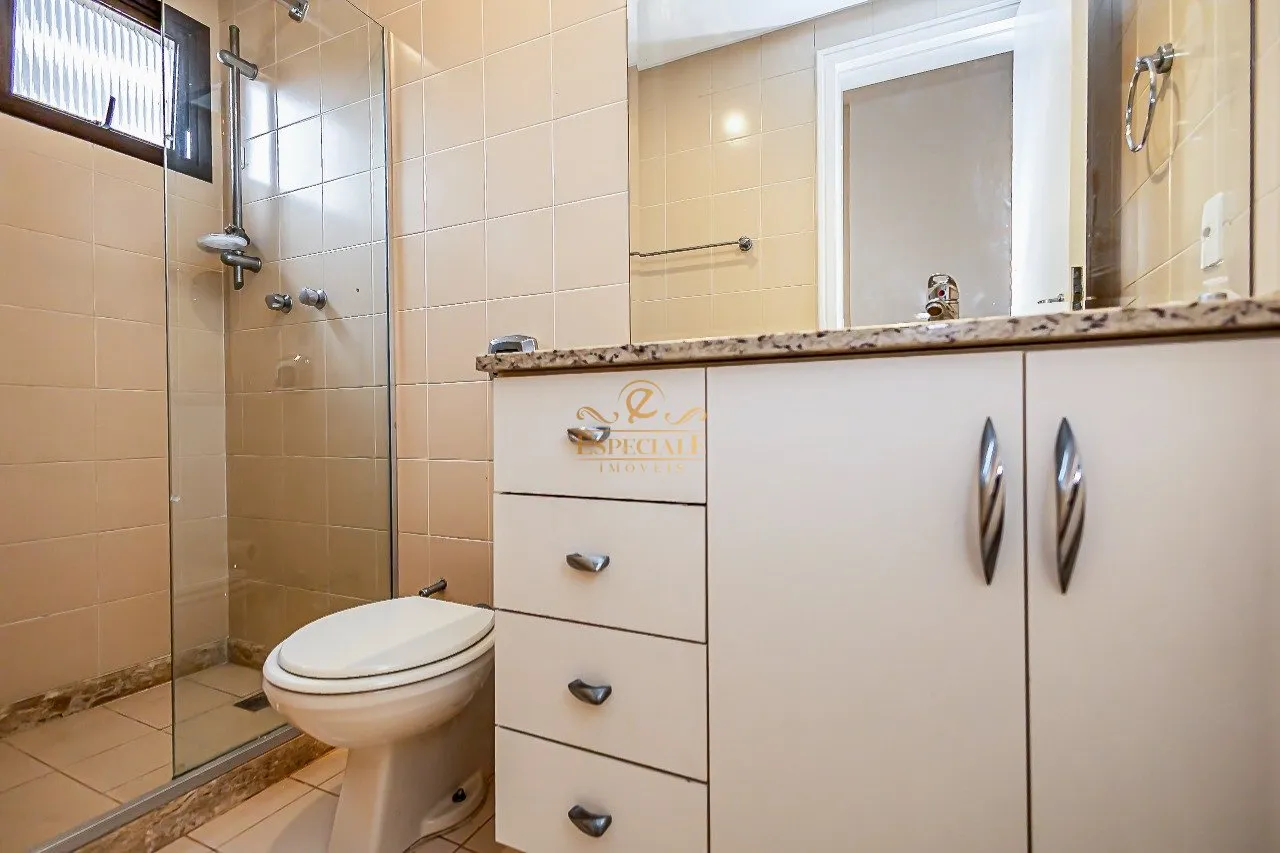 Apartment with 3 en-suite bedrooms and balcony — photo 29