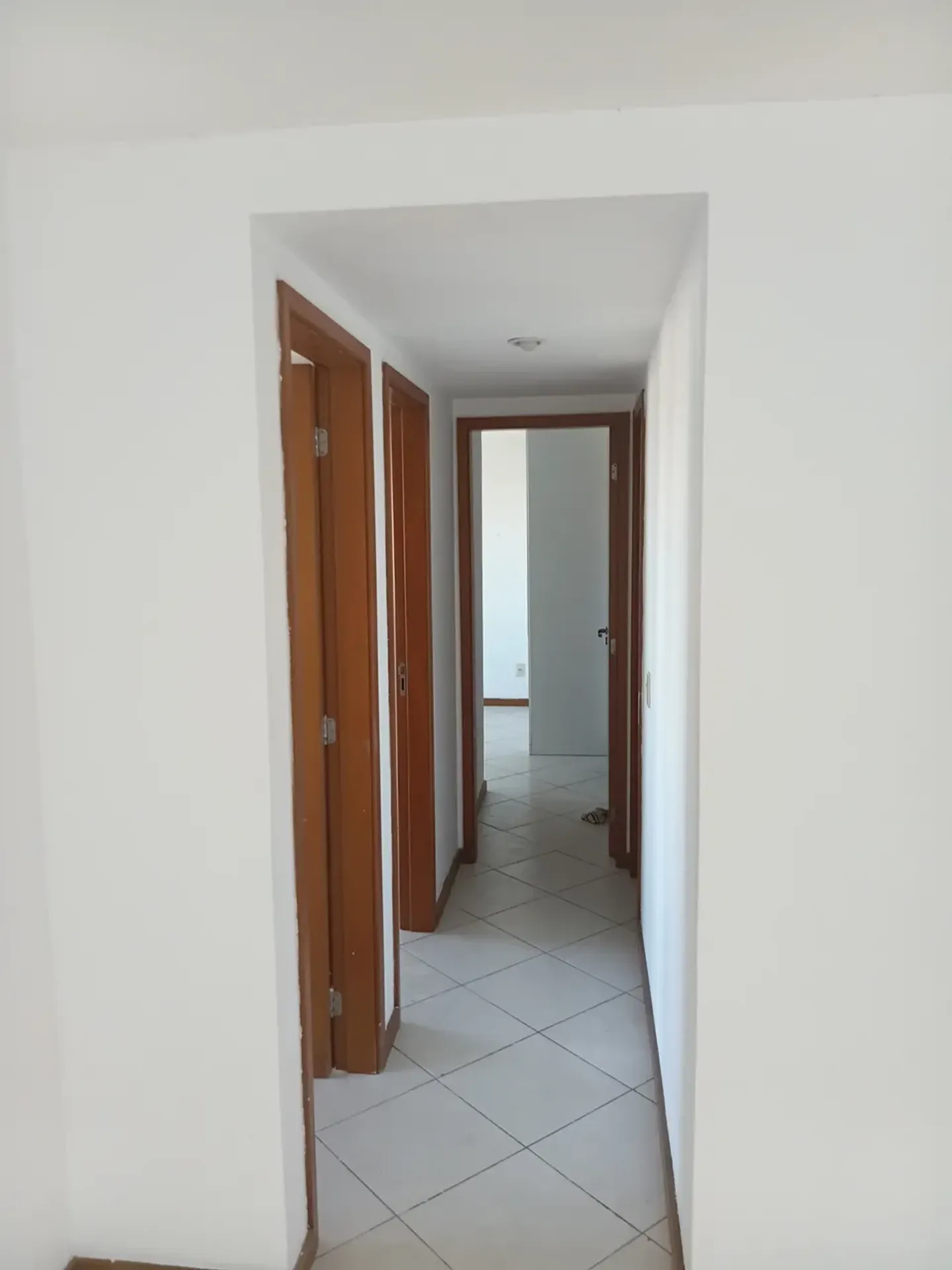 3-bedroom apartment with built-in wardrobes — photo 25