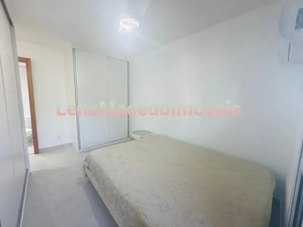 70 m² apartment with 2 bedrooms and a balcony — photo 17