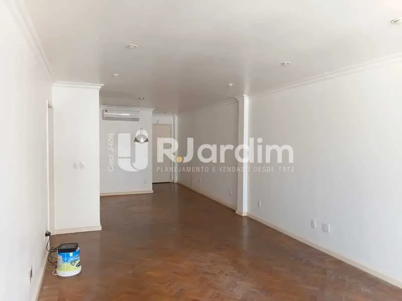 3-bedroom apartment with 130 m² and 3 bathrooms — photo 3