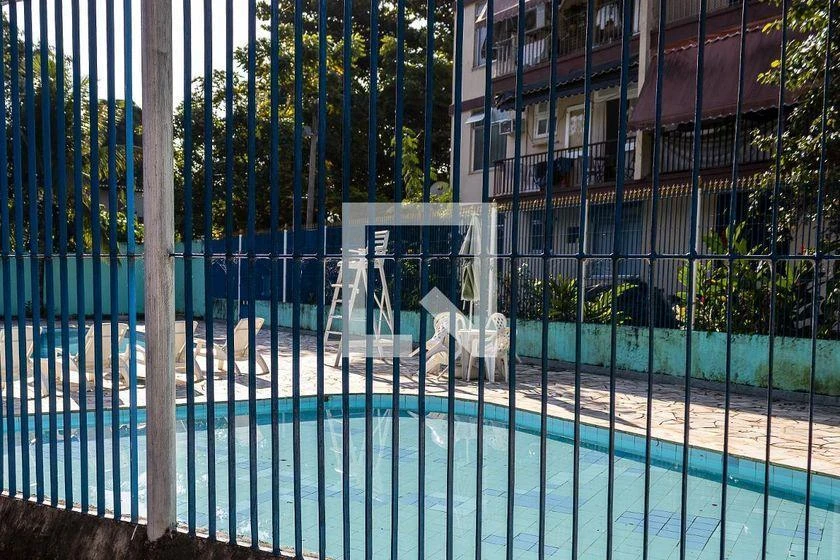 Apartamento de 2 quartos em condomínio com piscina — photo 37