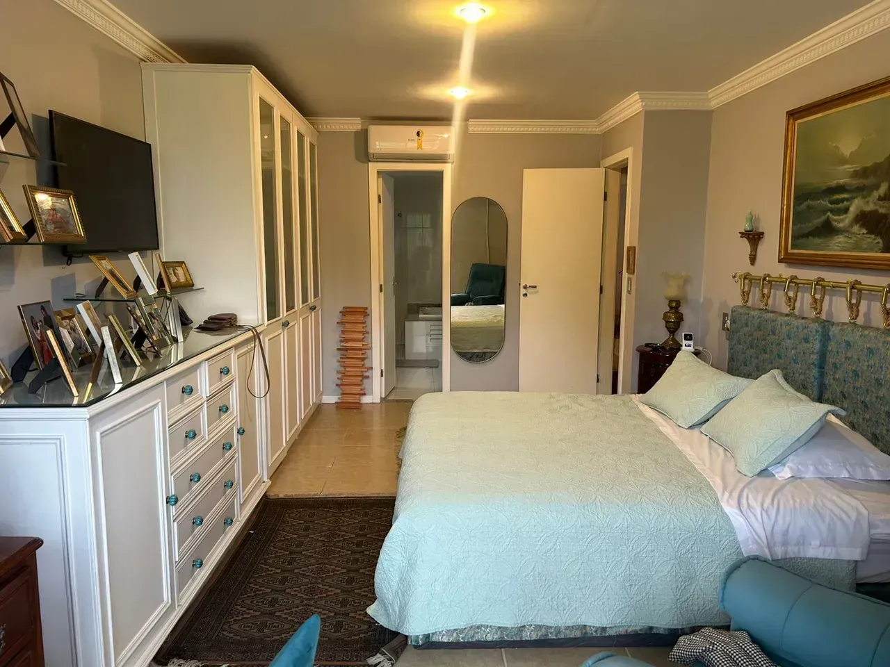 House with 5 bedrooms and 5 bathrooms — photo 14