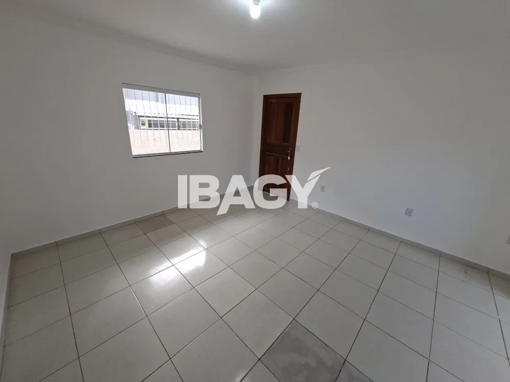 Apartamento sem mobília com 2 quartos e 52 m² — photo 3