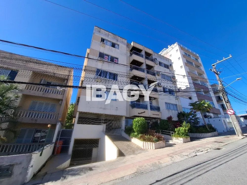 Квартира с 3 спальнями и 1 ванной при спальне, 90 м² — photo 20