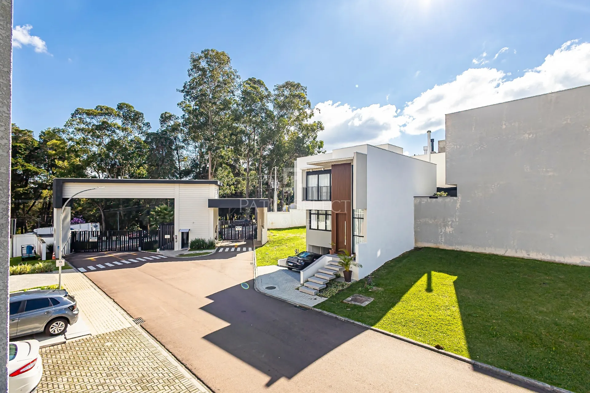 Casa de 181 m² com varanda gourmet e closet — photo 36