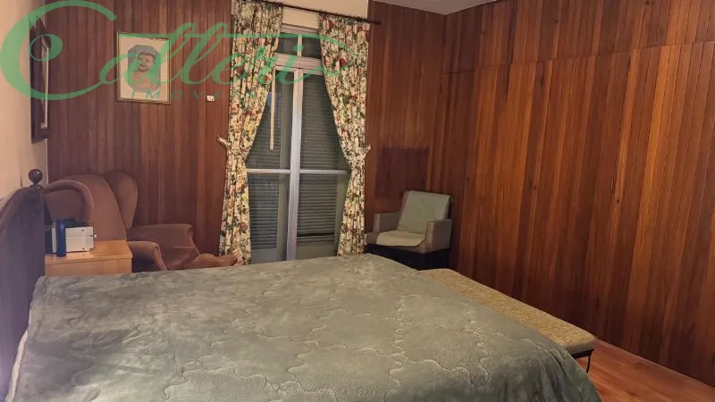 Duplex penthouse with 4 bedrooms and 4 bathrooms — photo 23